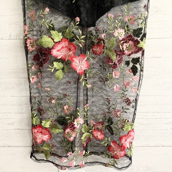 ASOS Black Mesh Floral Overlay Bodysuit Dress - Picture 4 of 16